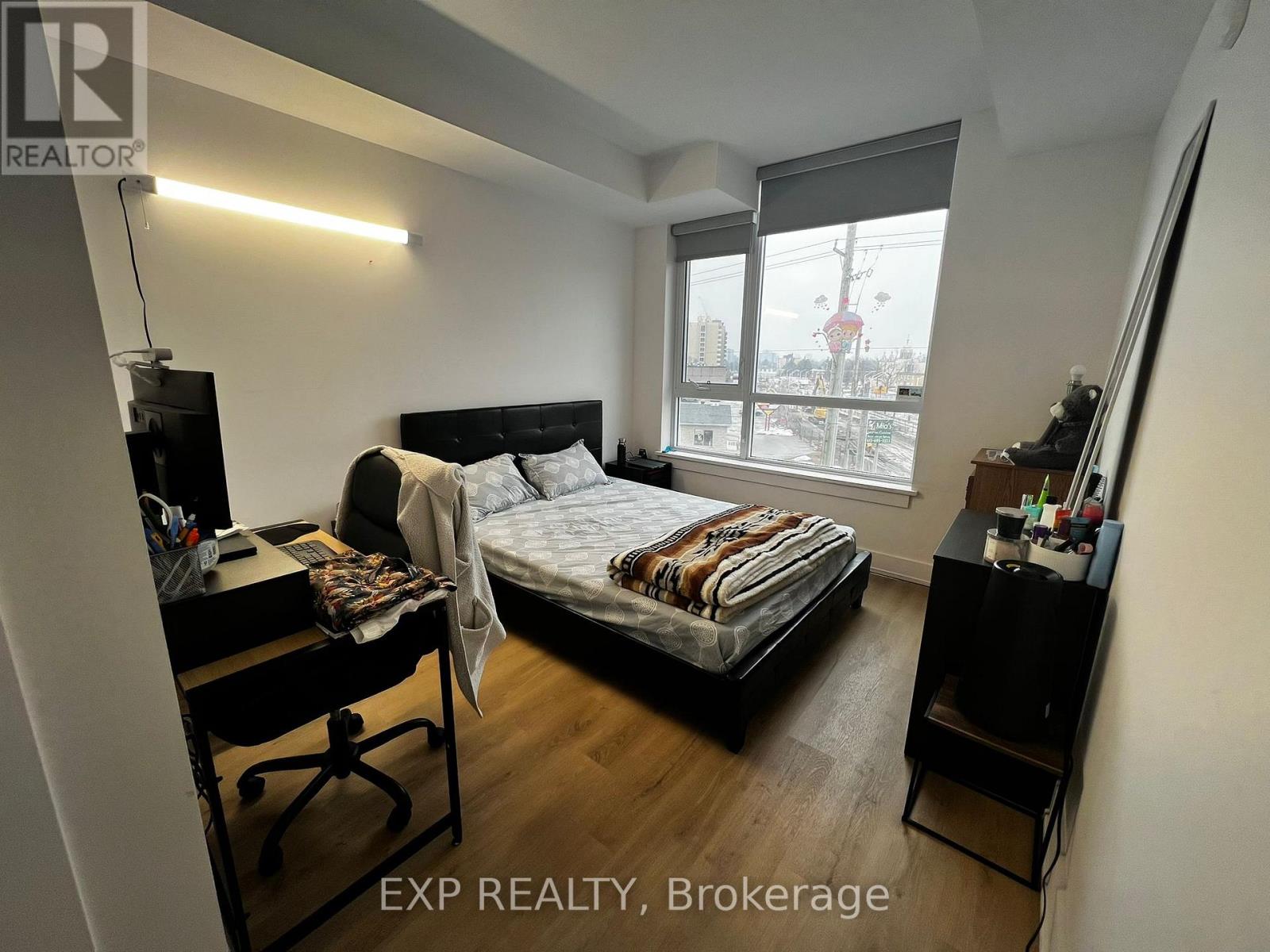 309 - 929 RICHMOND ROAD