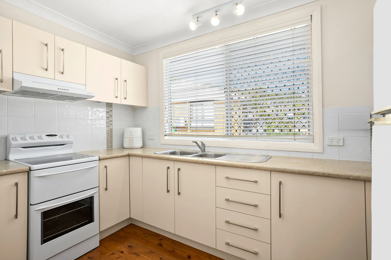 Additional image 3 of 14 Beaurepaire Avenue, Mount Warrigal NSW 2528