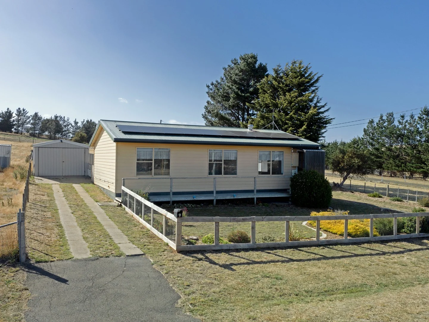 9 Waterloo Street, Ross TAS 7209