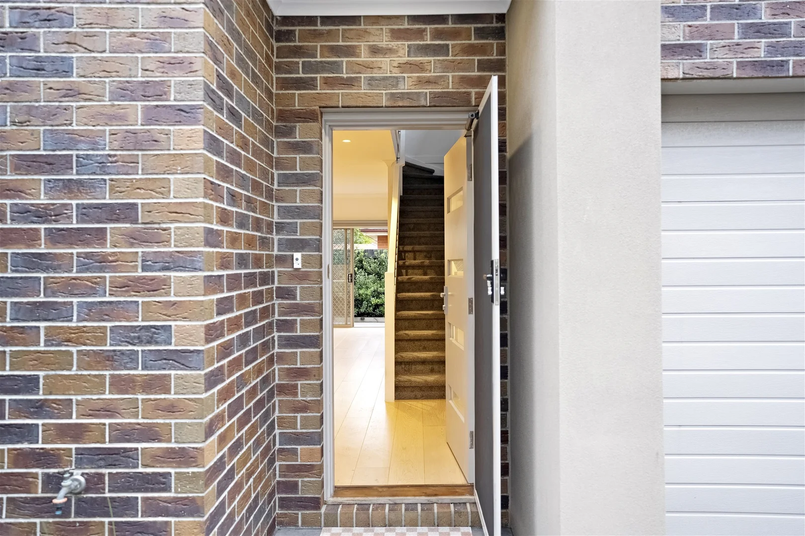 Additional image 2 of 2/14 Pleasant Rd, Thomastown VIC 3074