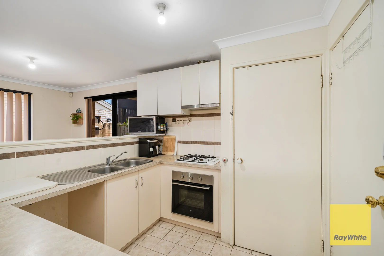 Additional image 8 of 271A Fulham Street, Cloverdale WA 6105
