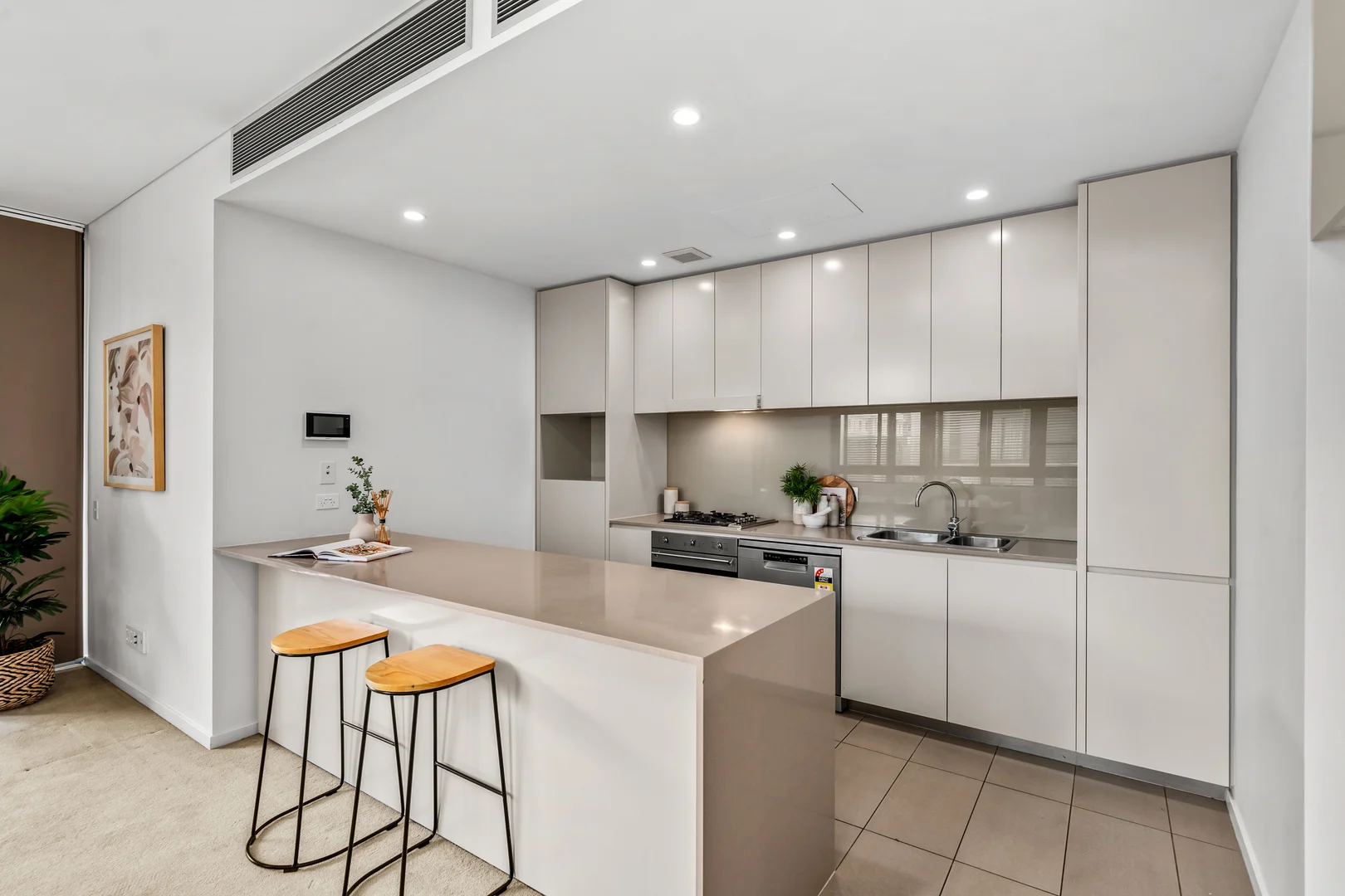 Additional image 2 of 8/3 King Street, Newcastle NSW 2300