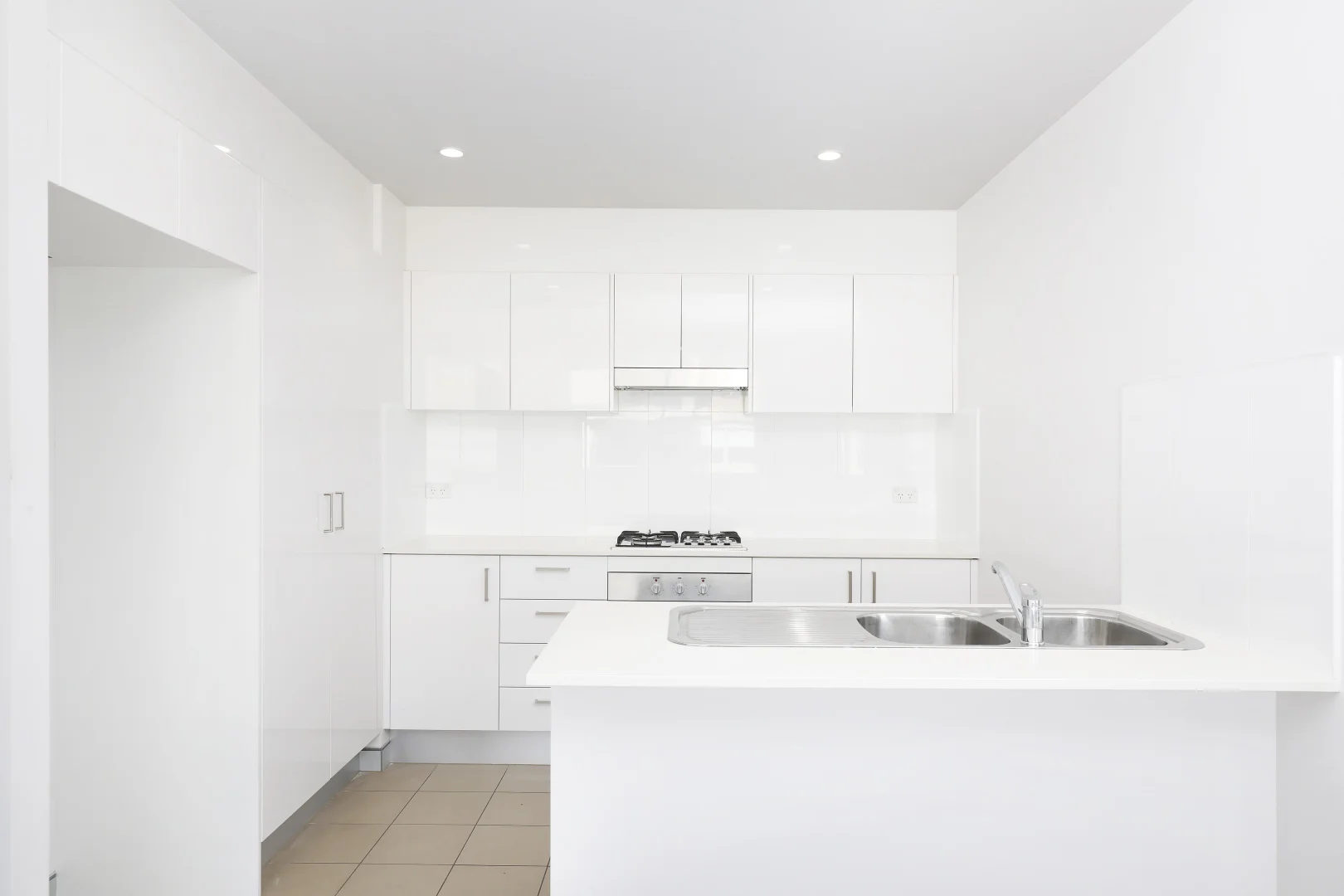 Additional image 2 of 210/30 Gladstone Avenue, Wollongong NSW 2500
