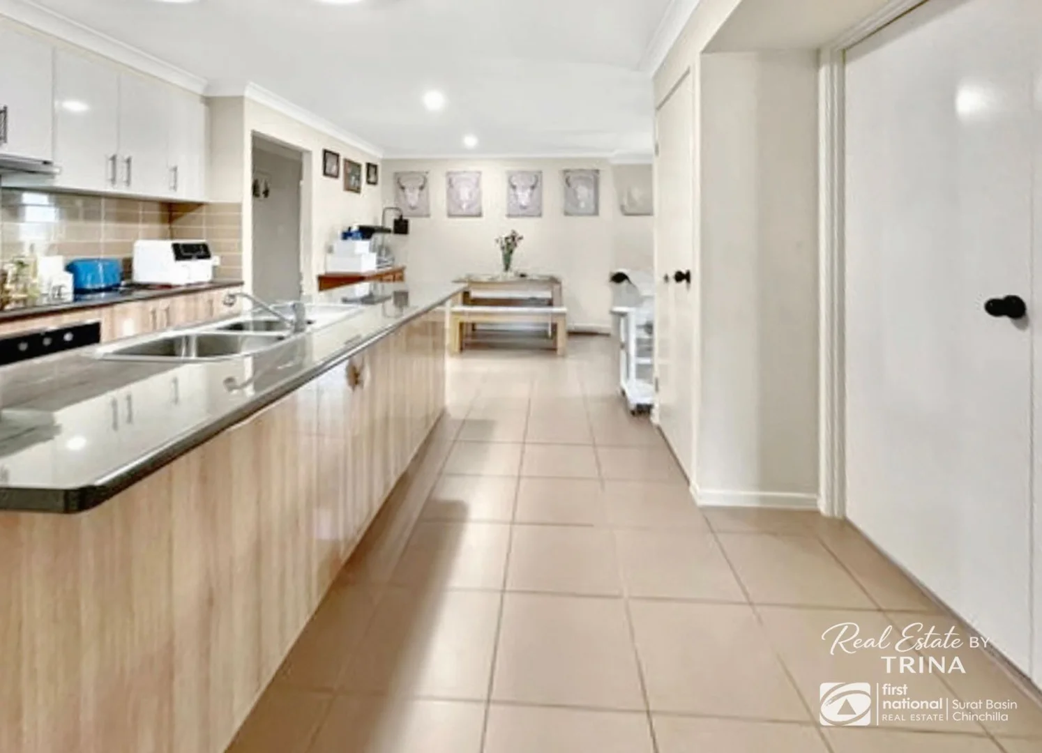16 Freeman Close, Chinchilla QLD 4413 photo 3