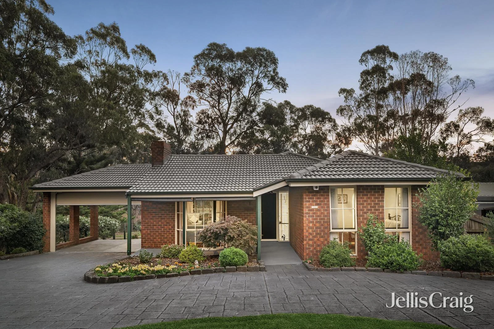 1 Billabong Close, Croydon Hills VIC 3136