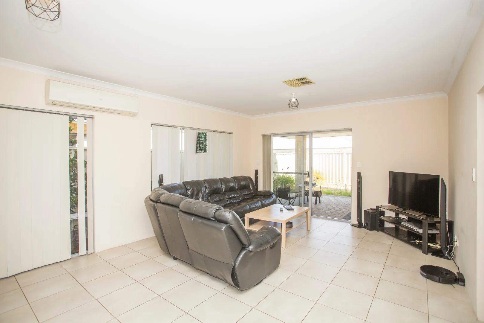 Additional image 11 of 9 Birch Rd, Aubin Grove WA 6164