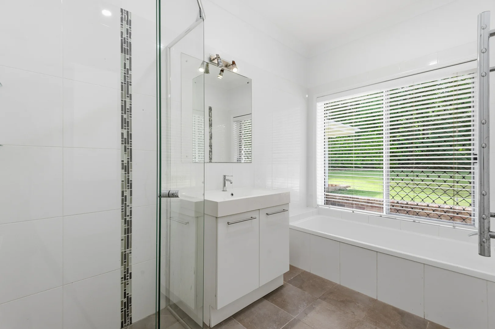 Additional image 16 of 49 Cashmere Lane, Cashmere QLD 4500