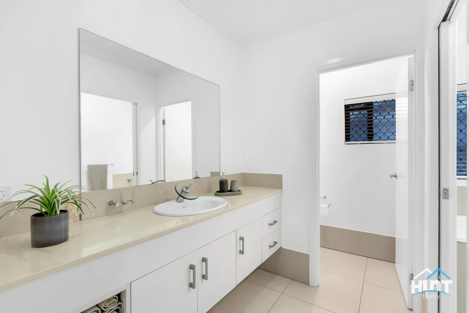 Additional image 31 of 16 Conway Close, Bentley Park QLD 4869