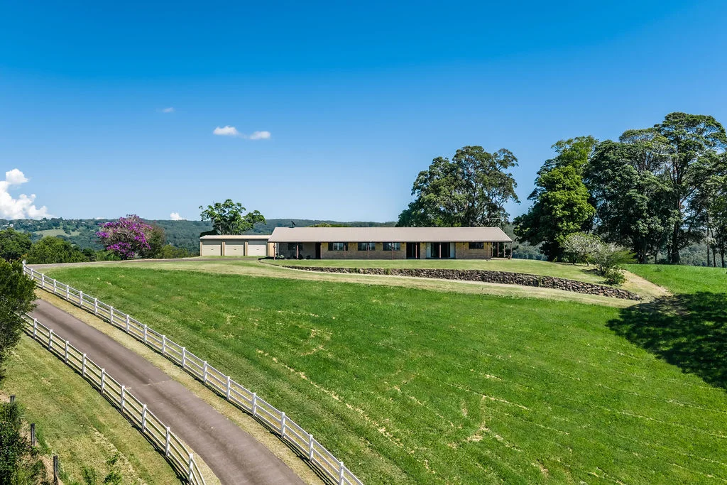 10 Lynvale Place, Kureelpa QLD 4560