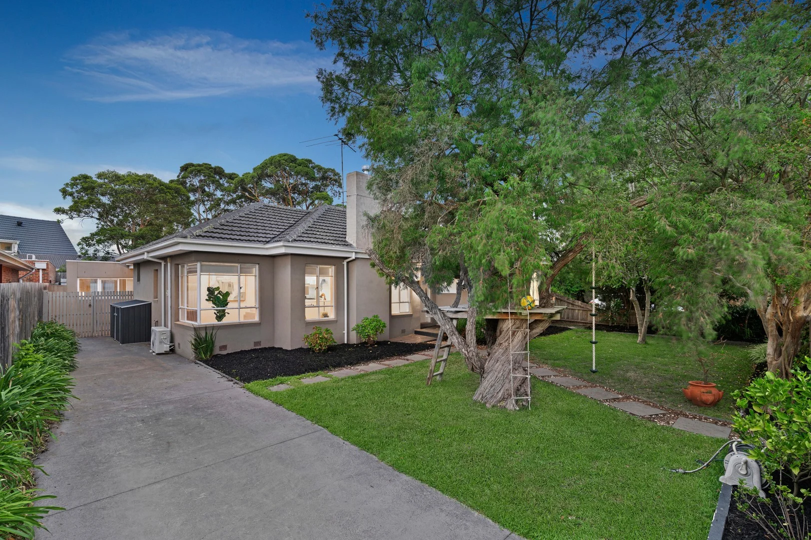 9 Acheron Court, Hampton East VIC 3188
