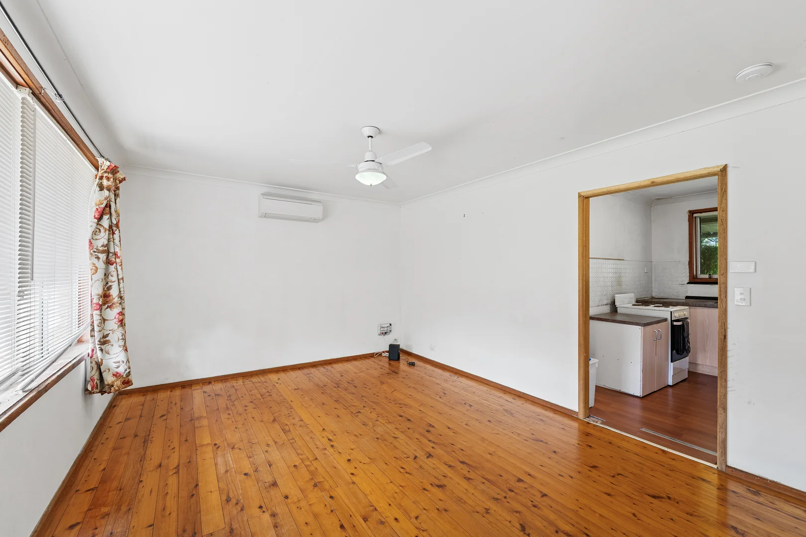 20 Seawind Terrace, Berkeley Vale NSW 2261 photo 3
