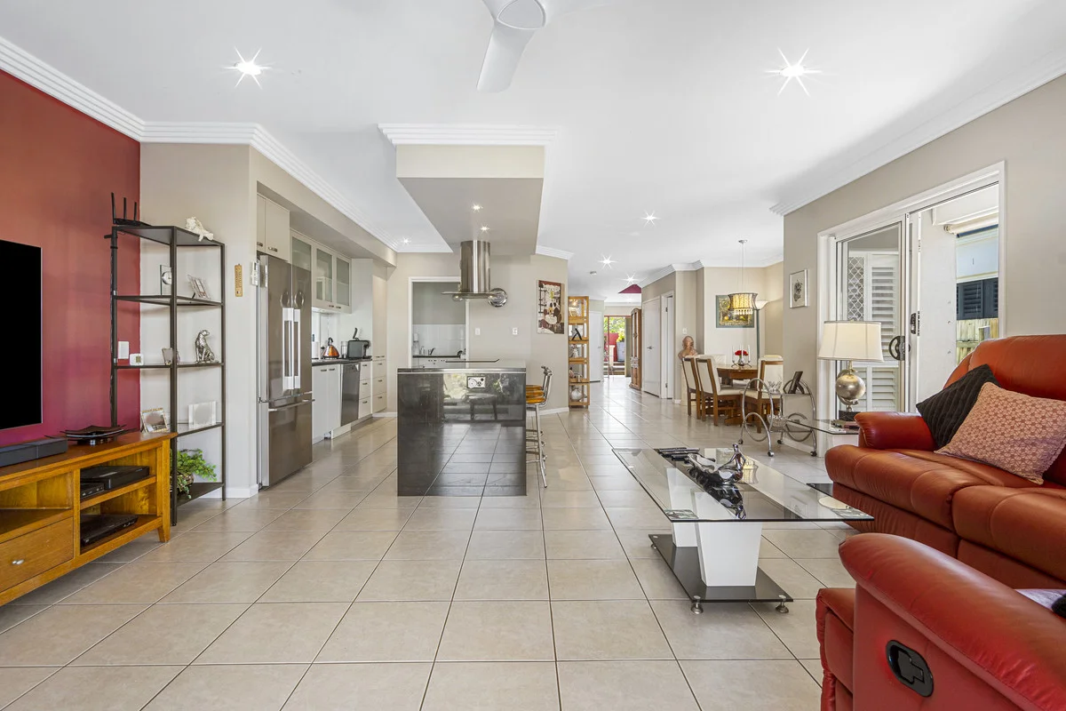 Additional image 3 of 588 Oxley Avenue, Scarborough QLD 4020