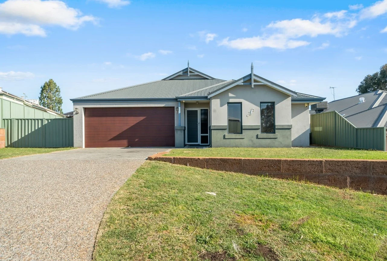 15 Foothills Retreat, Baldivis WA 6171