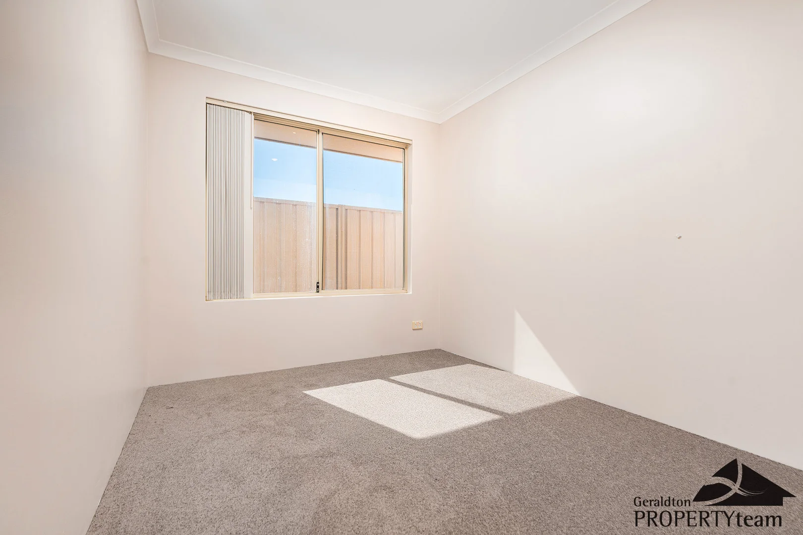 Additional image 12 of 19 Reef Boulevard, Drummond Cove WA 6532