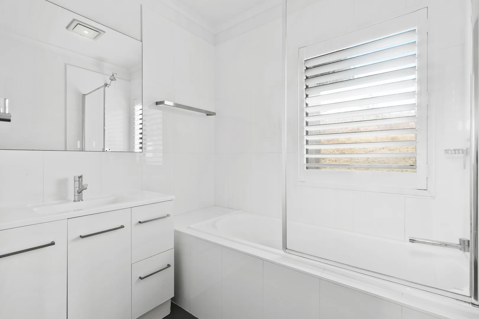 Additional image 12 of 51 Eucumbene Road, Hill Top NSW 2628