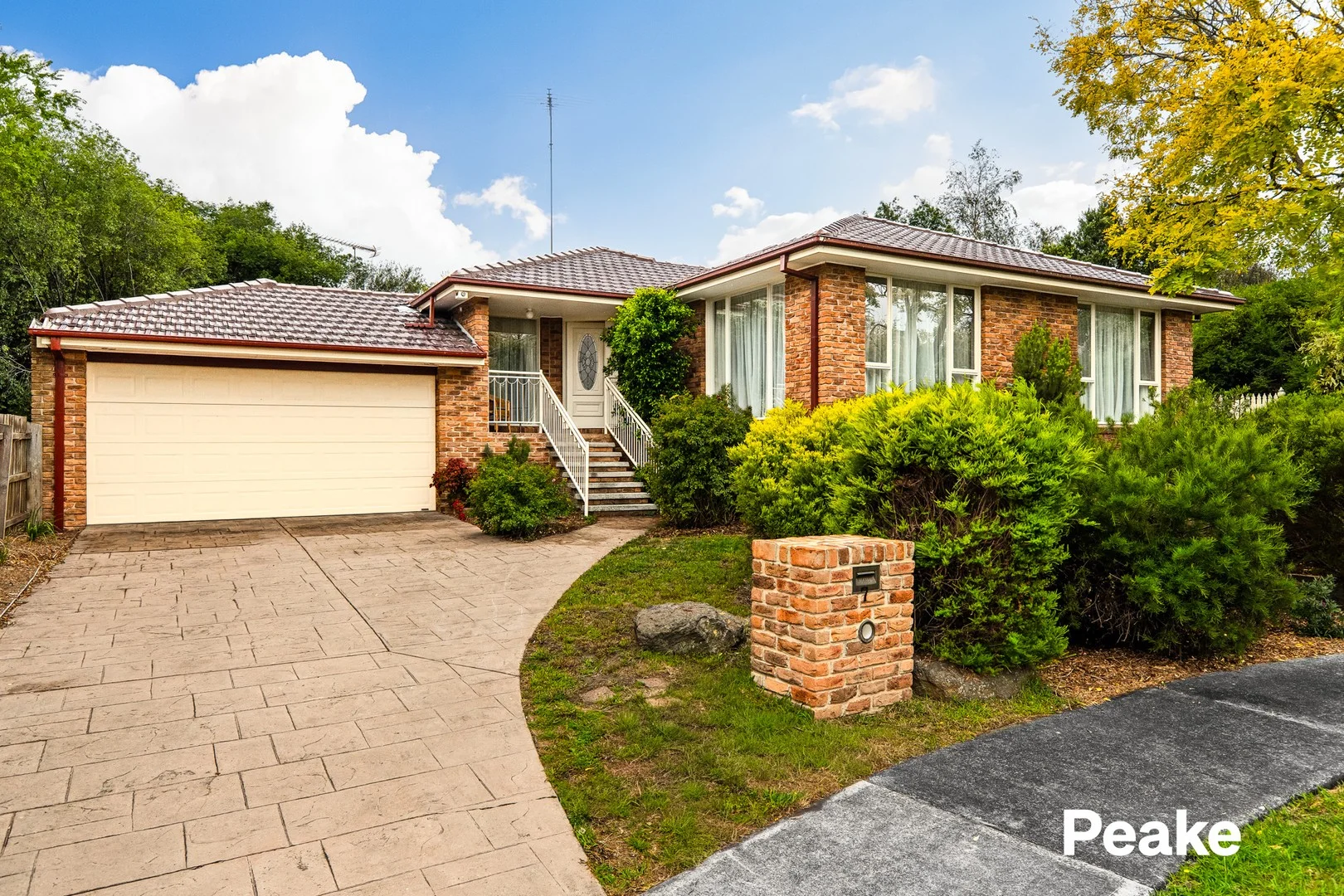 7 Glenbrae Court, Berwick VIC 3806