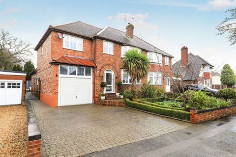 Uplands Avenue, Finchfield, Wolverhampton WV3