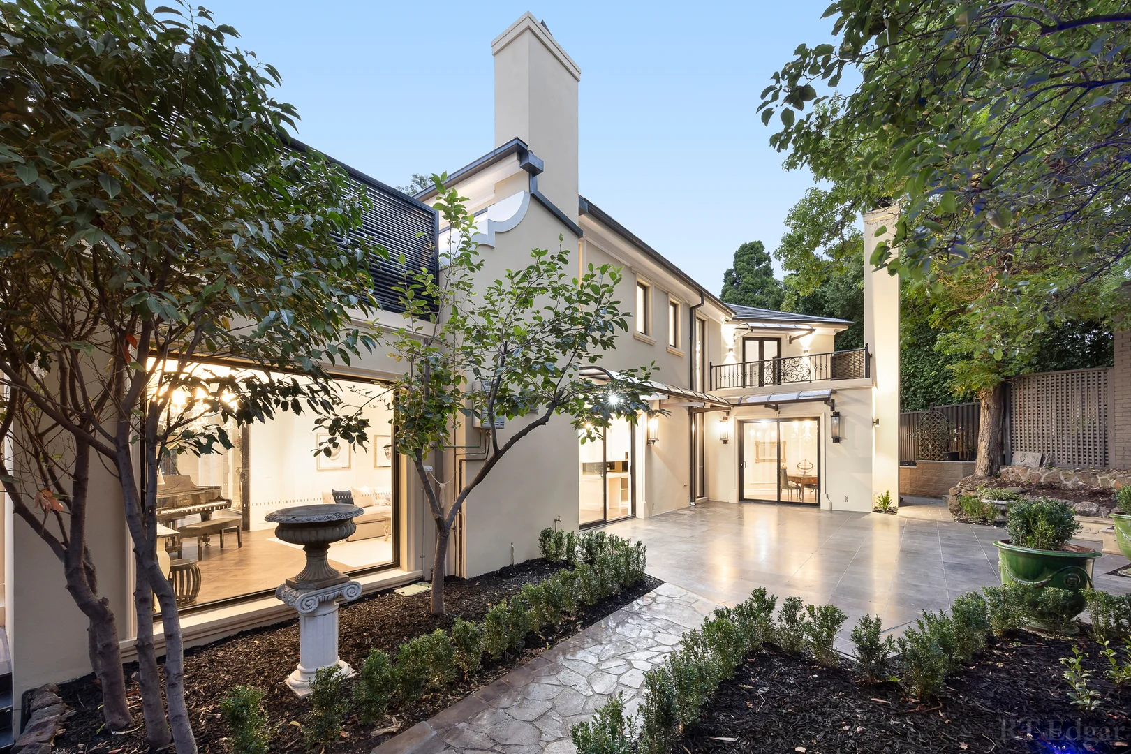 Additional image 25 of 12 Raheen Drive, Kew VIC 3101
