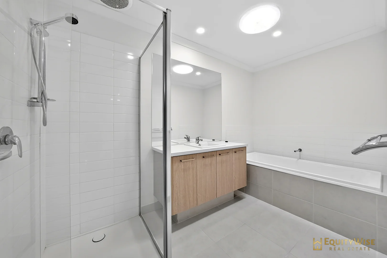 Additional image 14 of 23 Grangehill Mews, Wyndham Vale VIC 3024