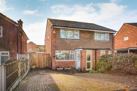 Glenfield Crescent, Mickleover, Derby DE3