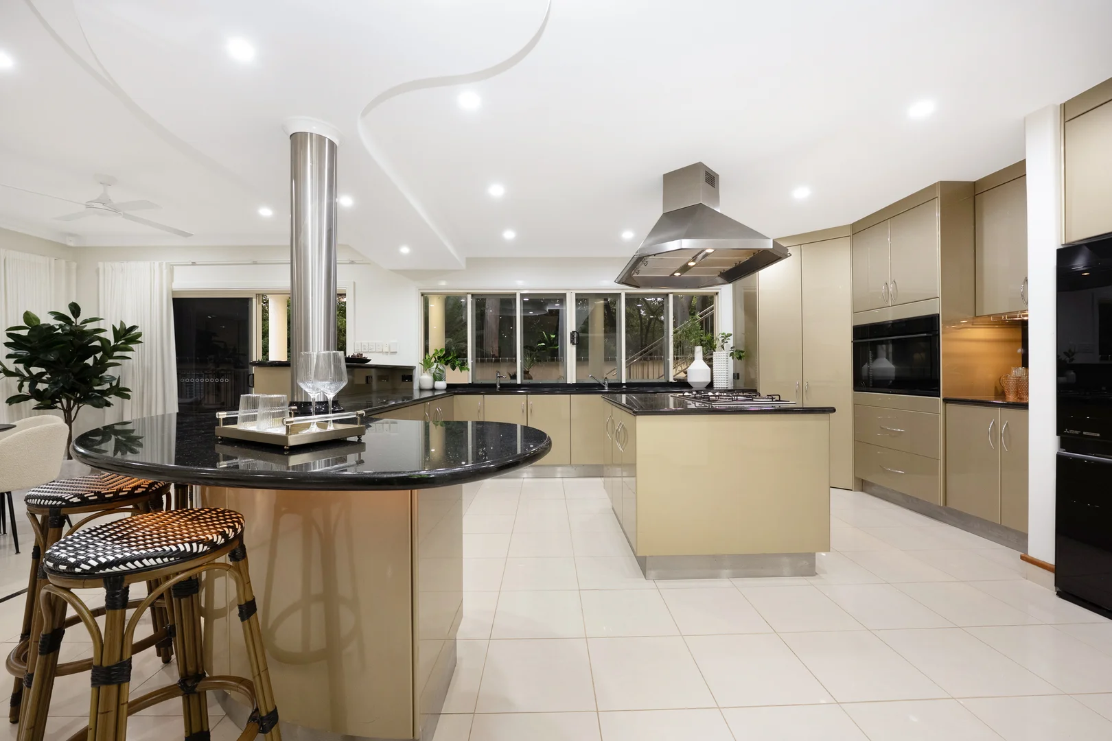 Additional image 7 of 14 Regatta Crescent, Douglas QLD 4814