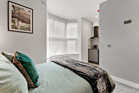 Studio 7, Burton Road DE23, Studio to rent