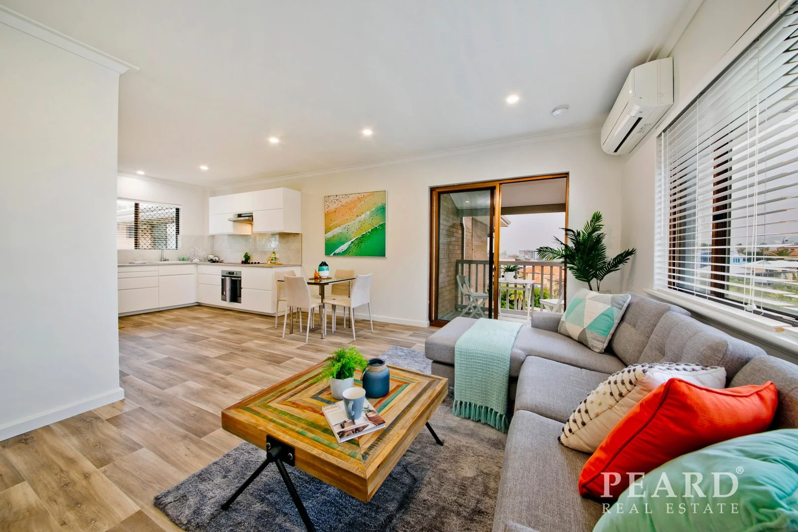 9/30 Southbourne Street, Scarborough WA 6019