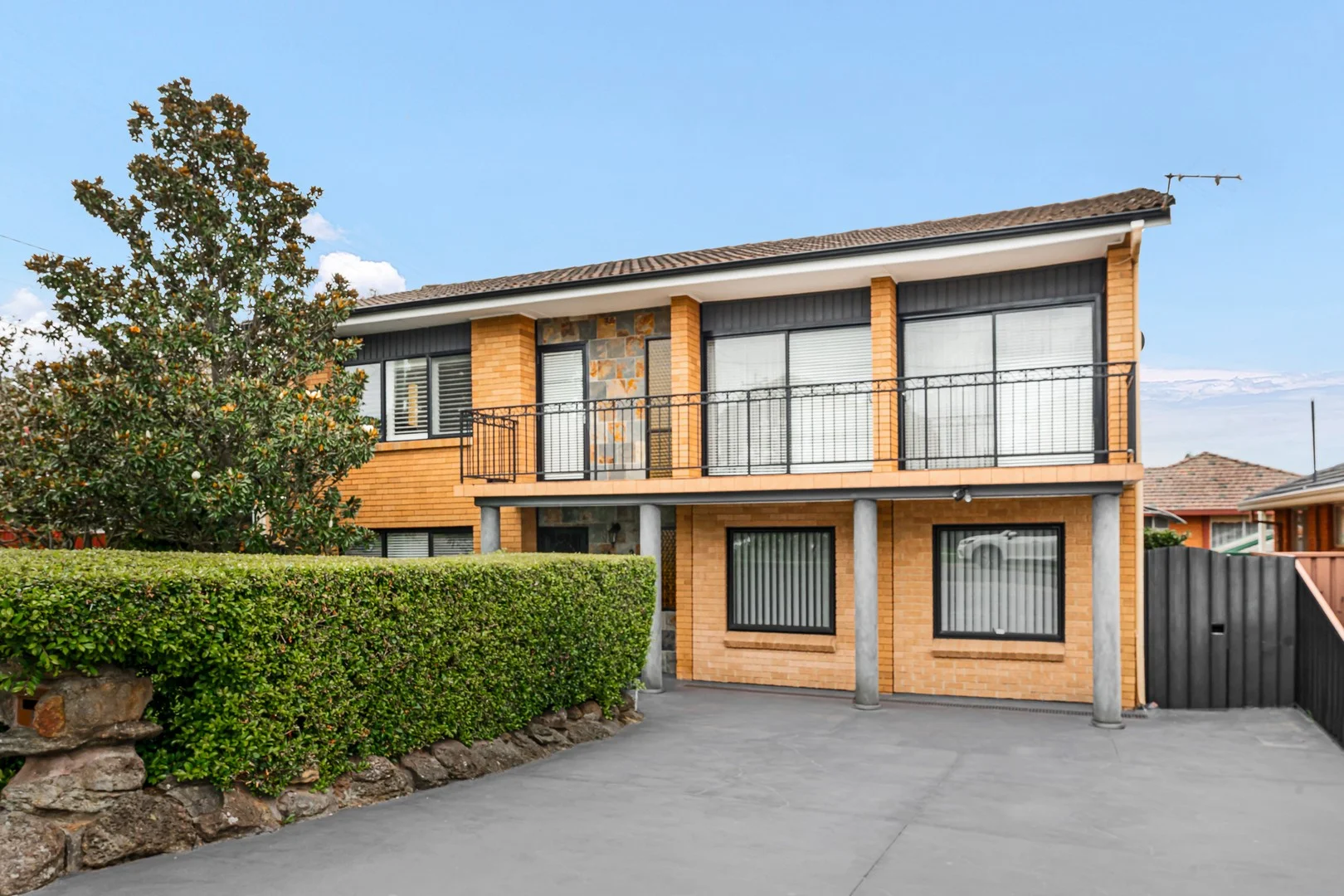 2 Daniel Street, Greystanes NSW 2145