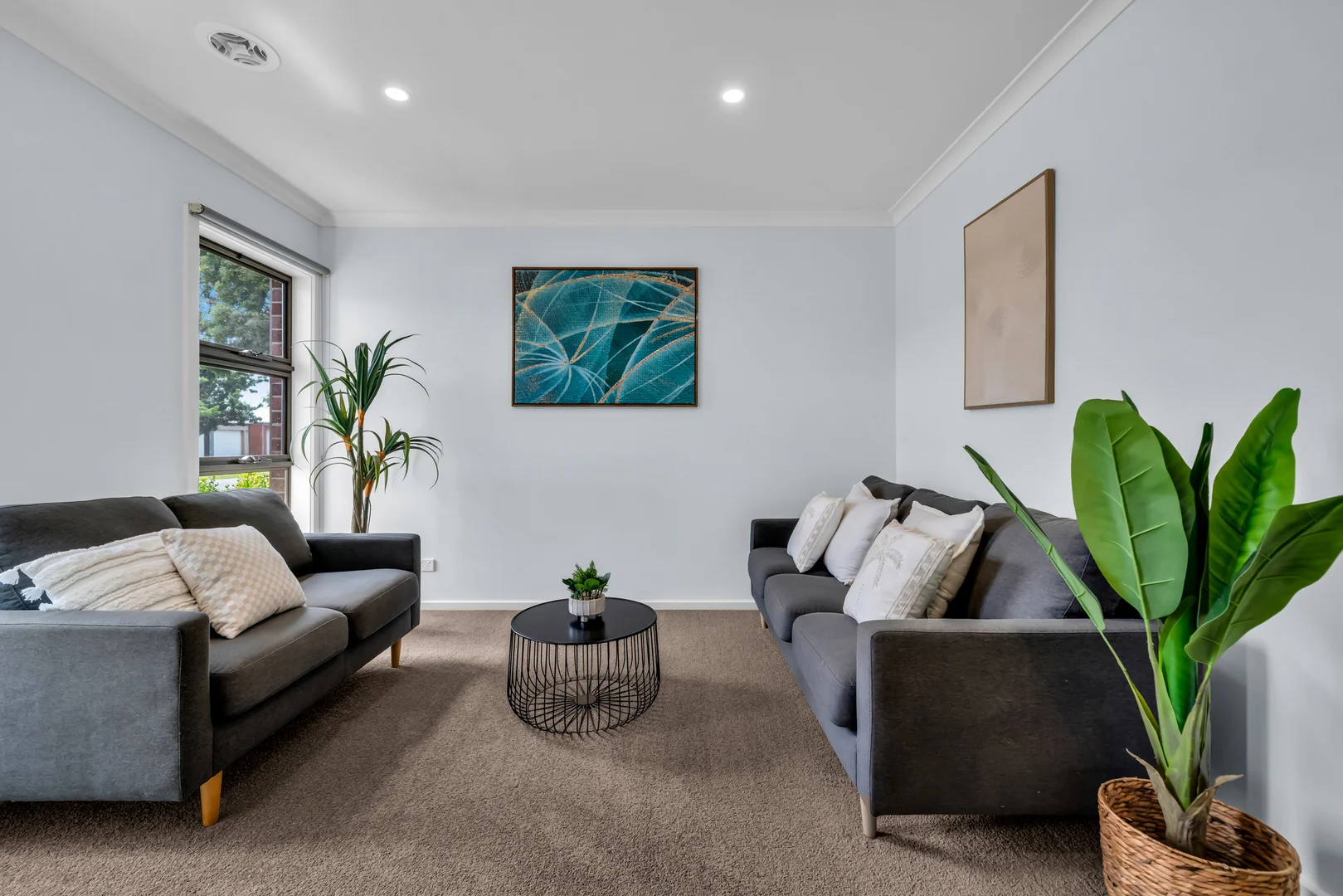 21 Bush Street, Manor Lakes VIC 3024 photo 4