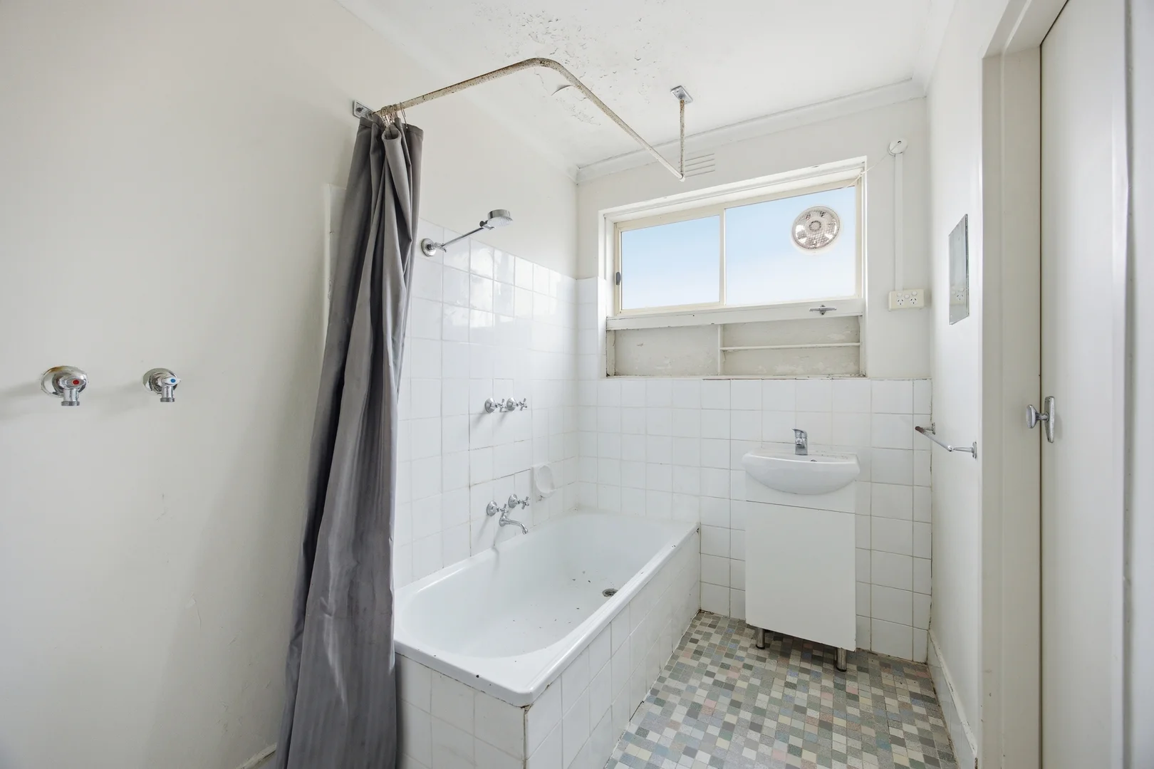 Additional image 13 of 1-8/226 Jasper Road, McKinnon VIC 3204