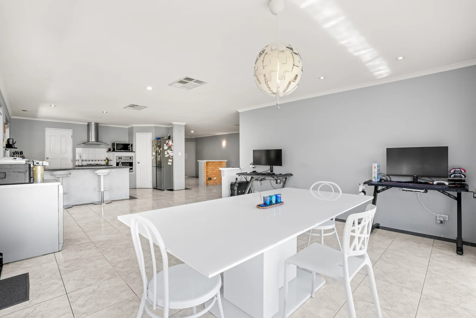 Additional image 9 of 43 Montoro Drive, Port Kennedy WA 6172