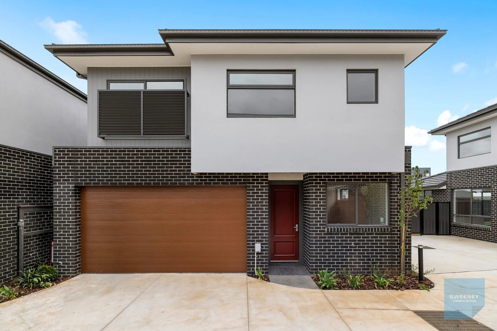 2/110 Hawking Crescent, Fraser Rise VIC 3336