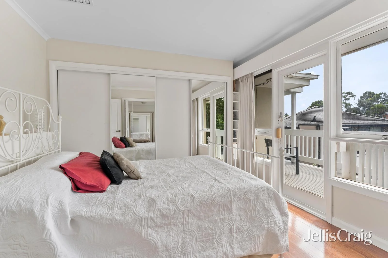 Additional image 8 of 6 Golden Court, Doncaster VIC 3108