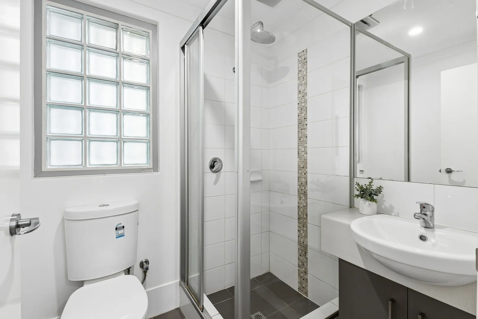 Additional image 11 of 8/130 Arlunya Avenue, Cloverdale WA 6105