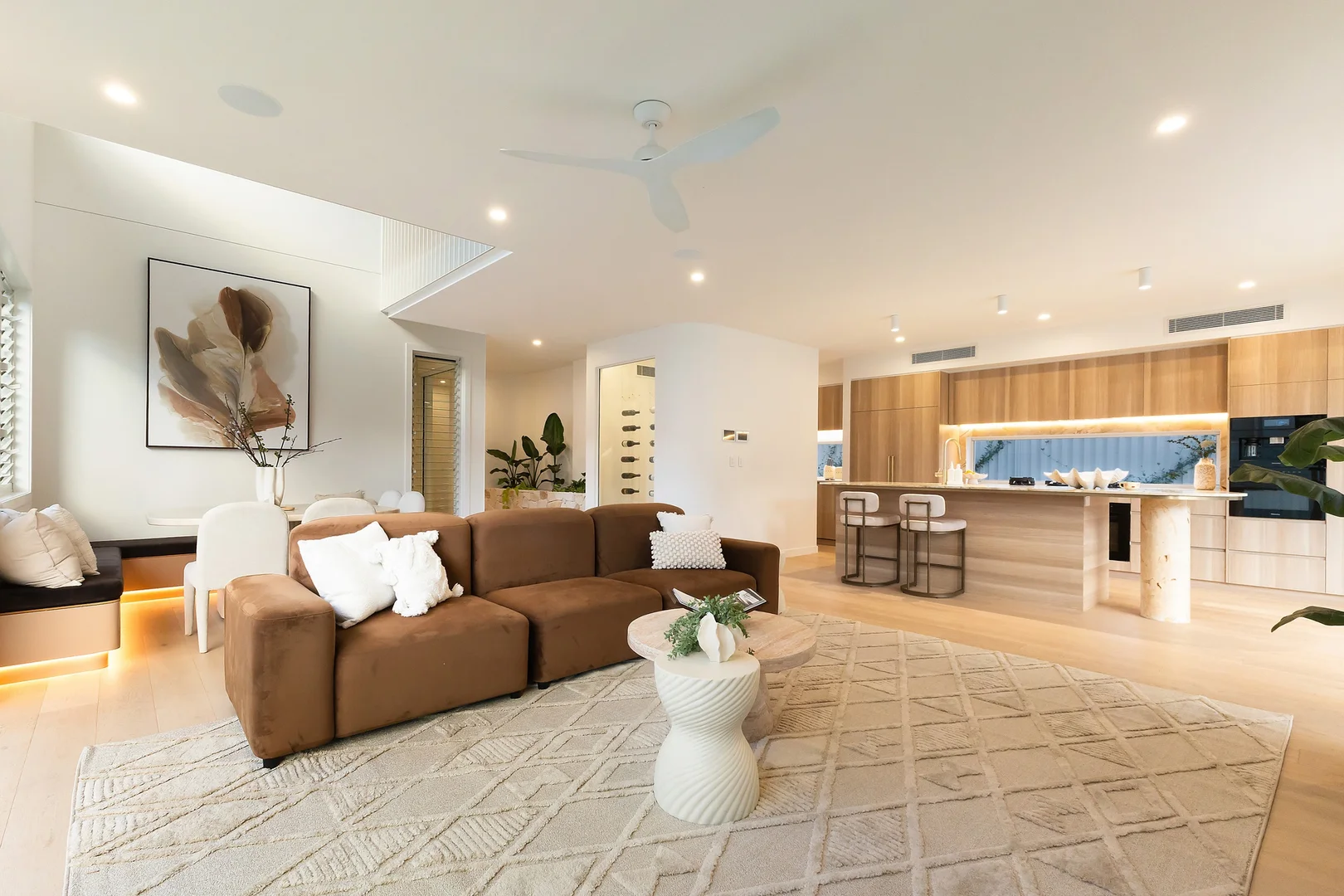 Additional image 3 of 399 Rio Vista Boulevard, Mermaid Waters QLD 4218