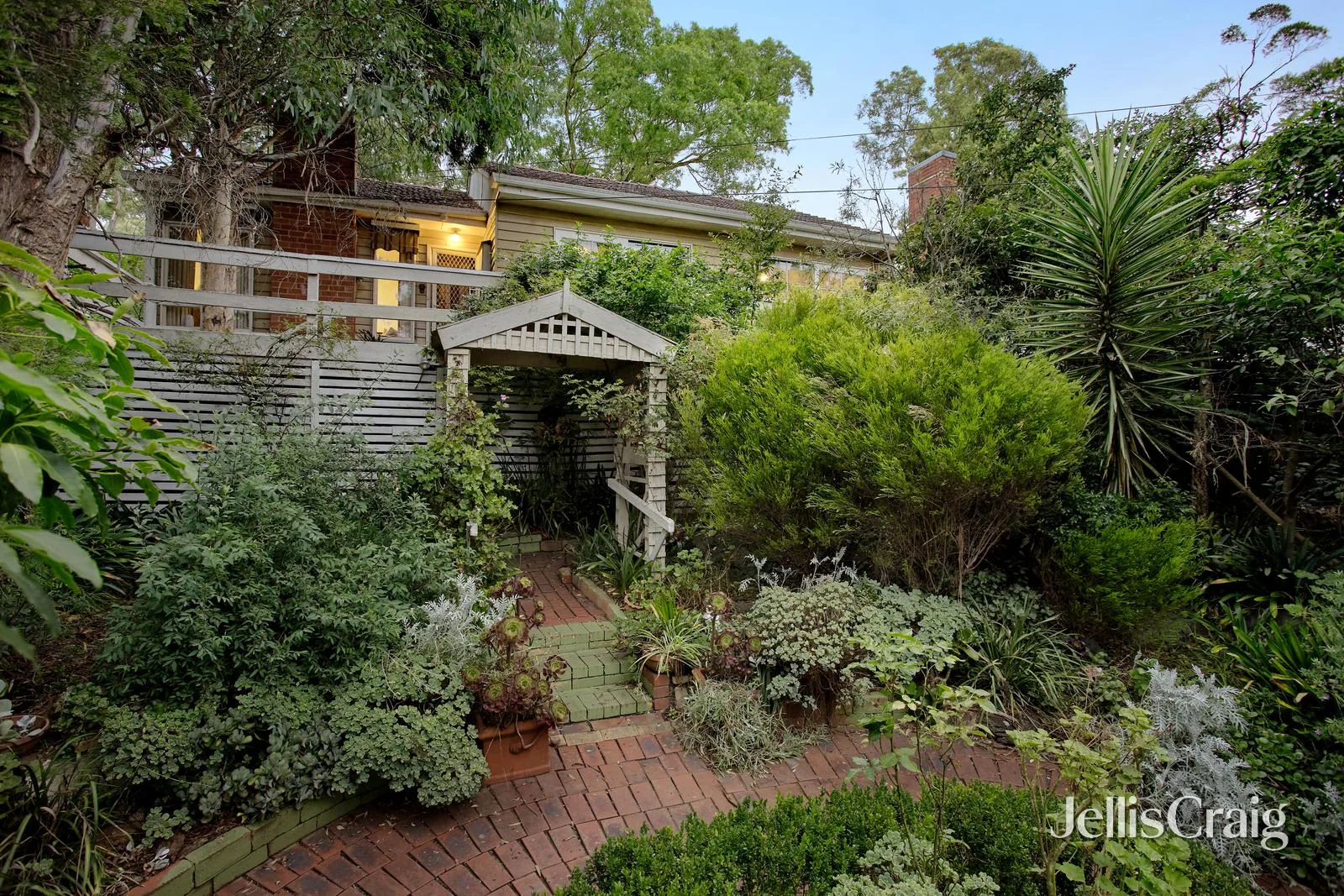Additional image 3 of 208 Rattray Road, Montmorency VIC 3094