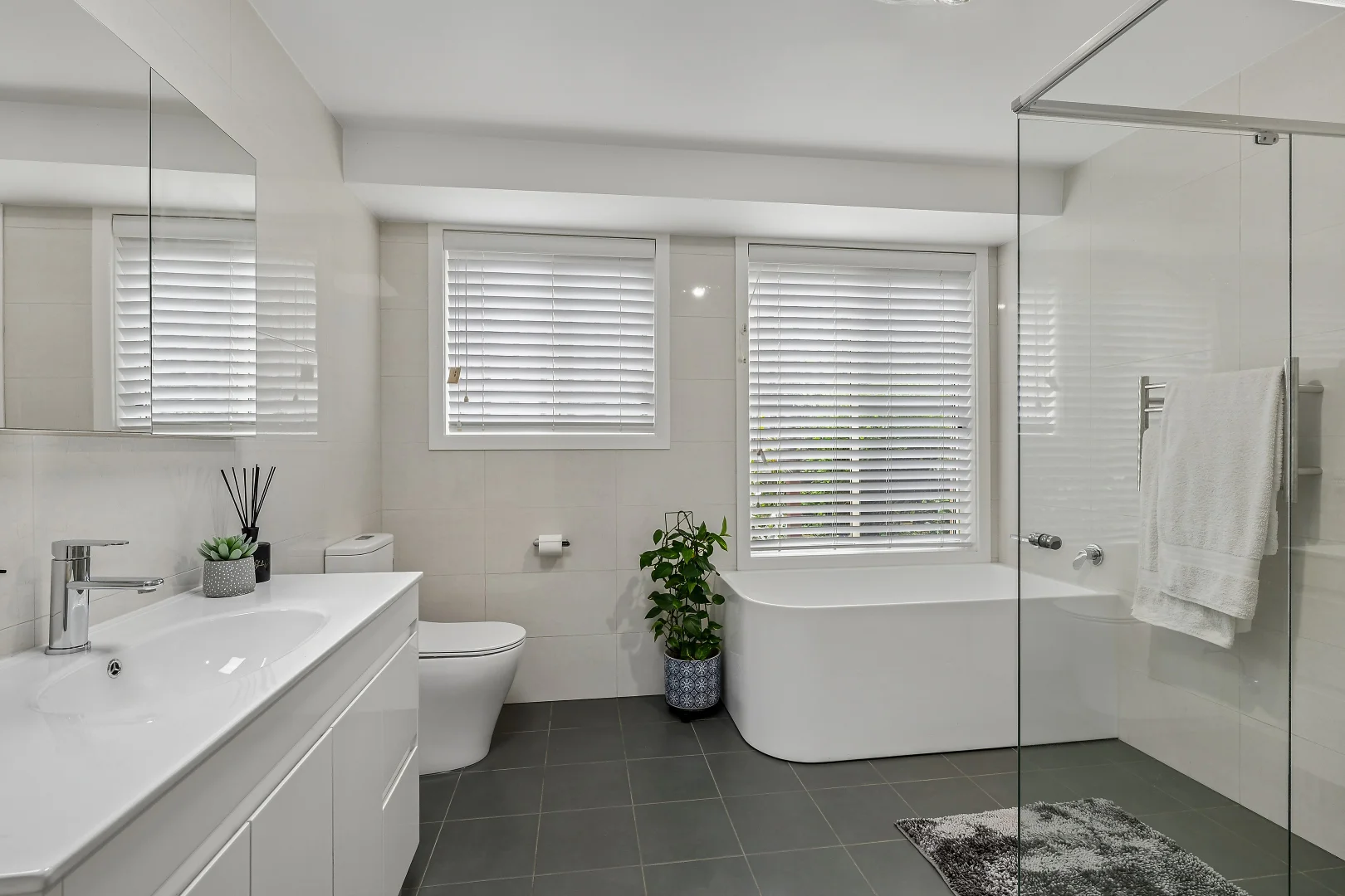 Additional image 11 of 2A Reid Road, Winmalee NSW 2777