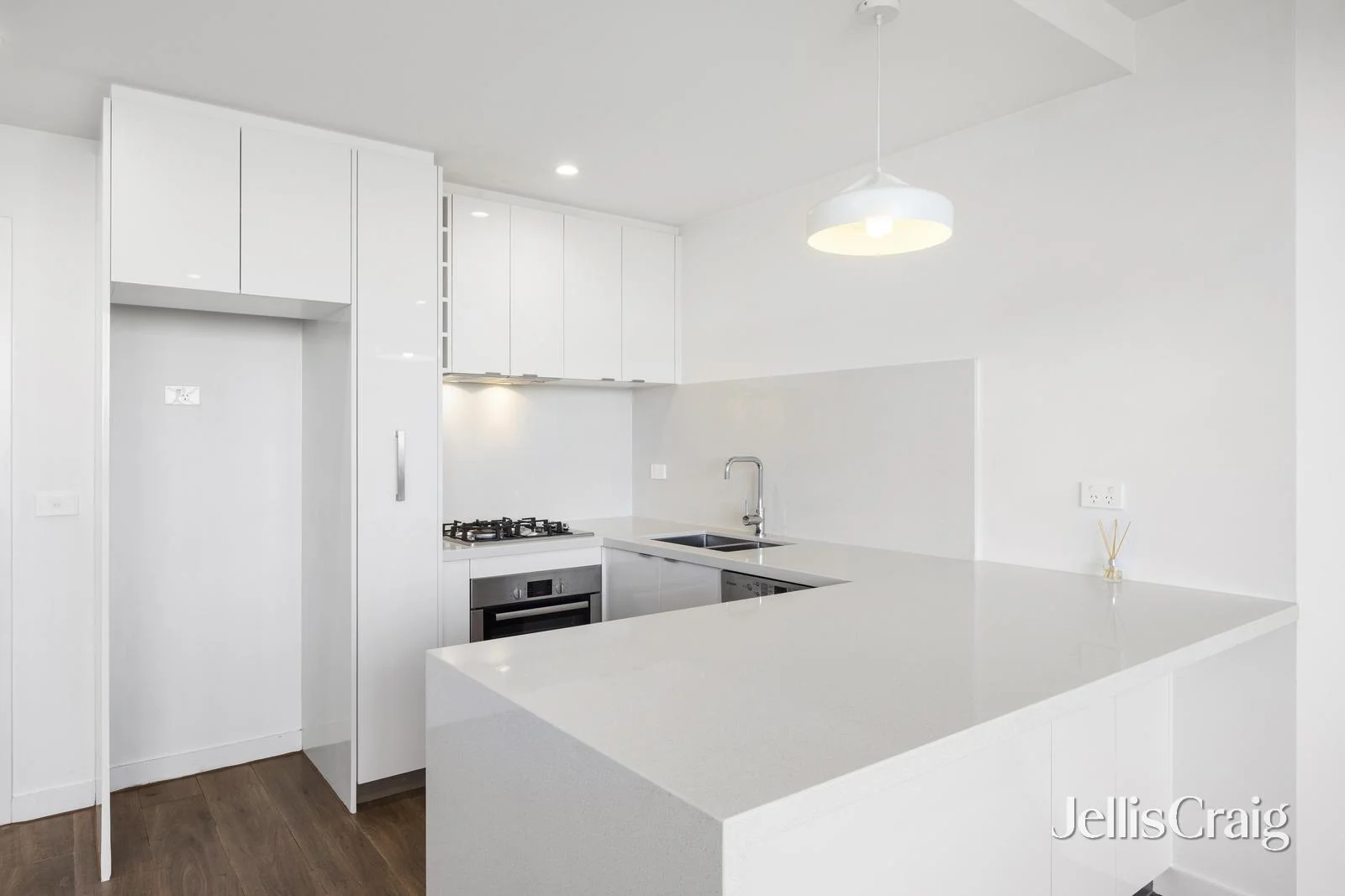 430/70 Batesford Road, Chadstone VIC 3148