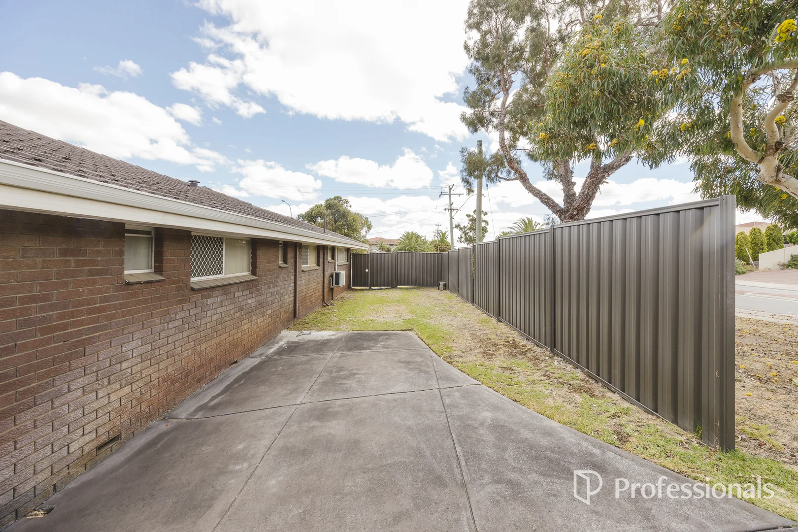 Additional image 25 of 38 Parin Road, Marangaroo WA 6064