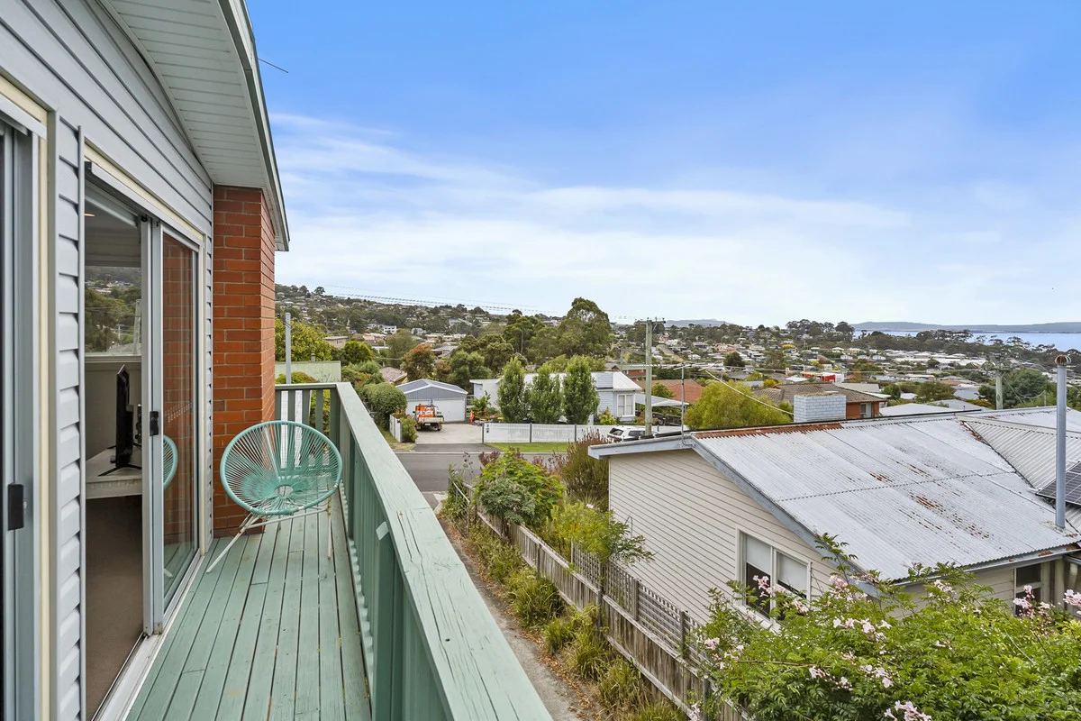 Additional image 20 of 245 Roslyn Avenue, Blackmans Bay TAS 7052