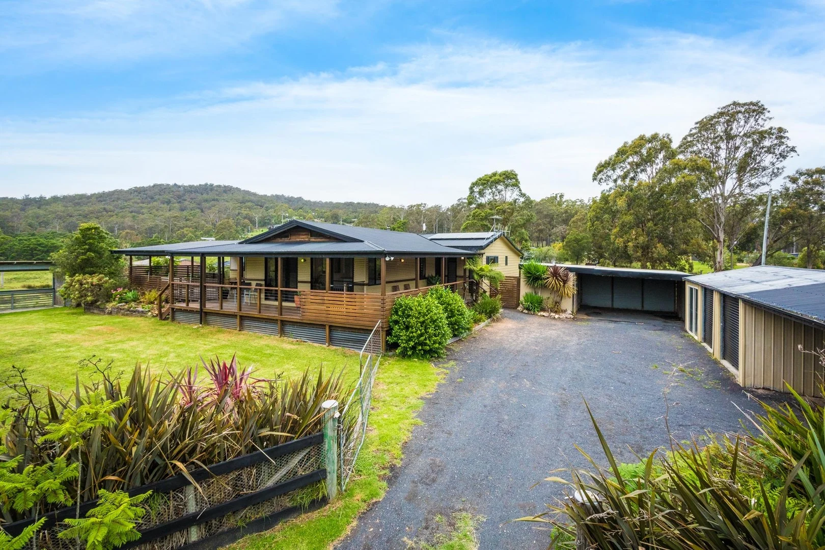 1858 Sapphire Coast Drive, Kalaru NSW 2550