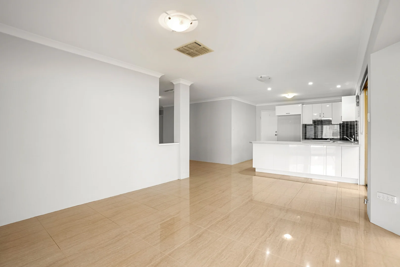 Additional image 6 of 16 Brignell Gardens, Parmelia WA 6167