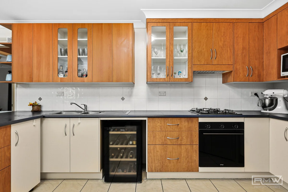 Additional image 5 of 1 Booth Court, Cooee Bay QLD 4703