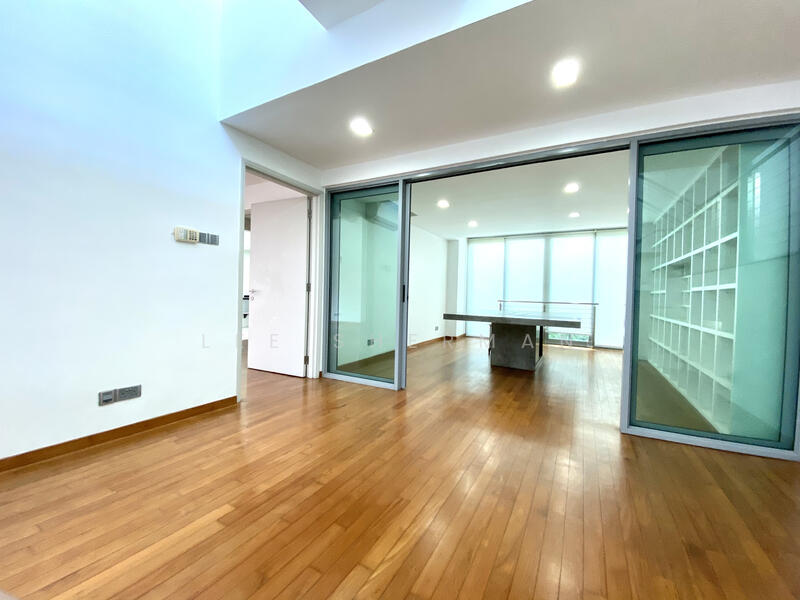 Clementi Crescent photo 4