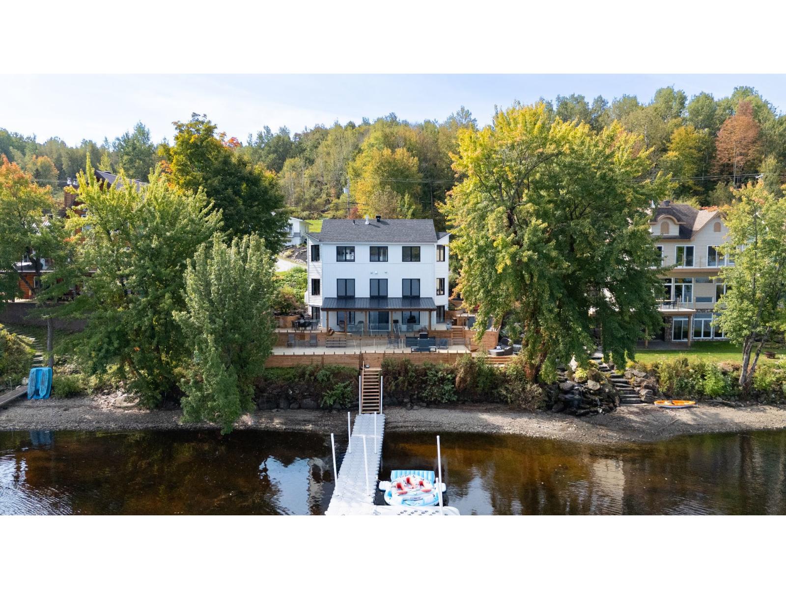 1175 Rue Principale