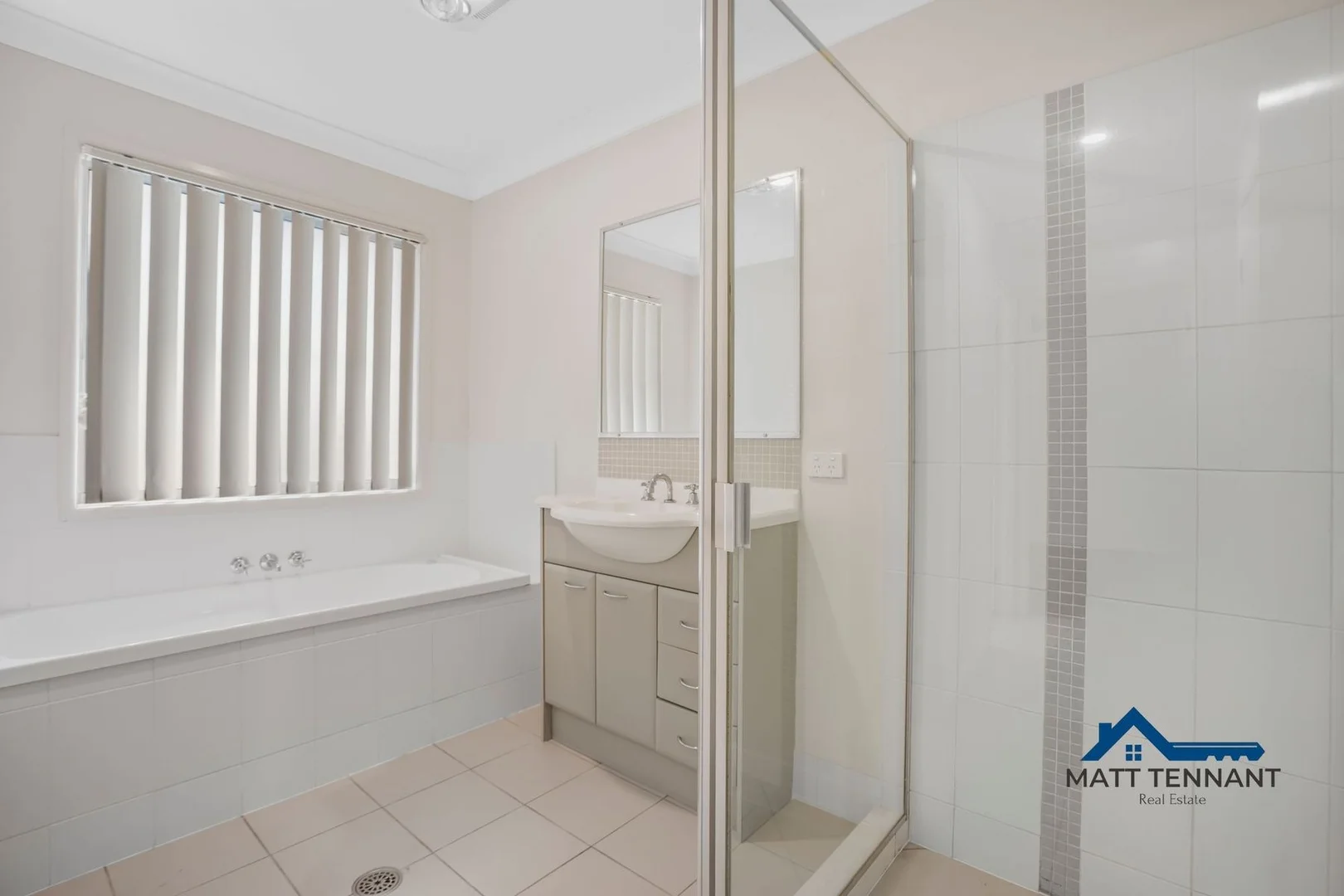 Additional image 10 of 9 Turquoise Street, Redland Bay QLD 4165