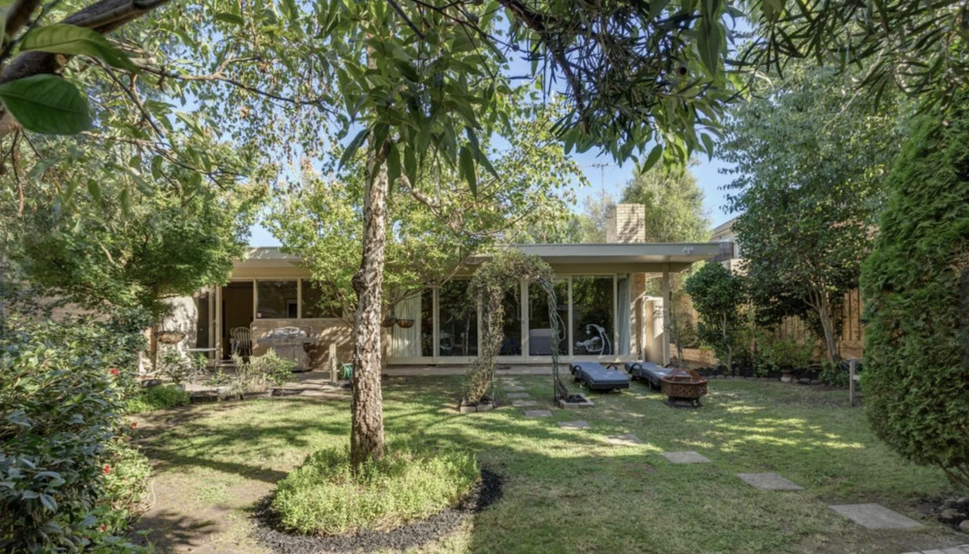 Additional image 7 of 2 Shrimpton Court, Balwyn VIC 3103