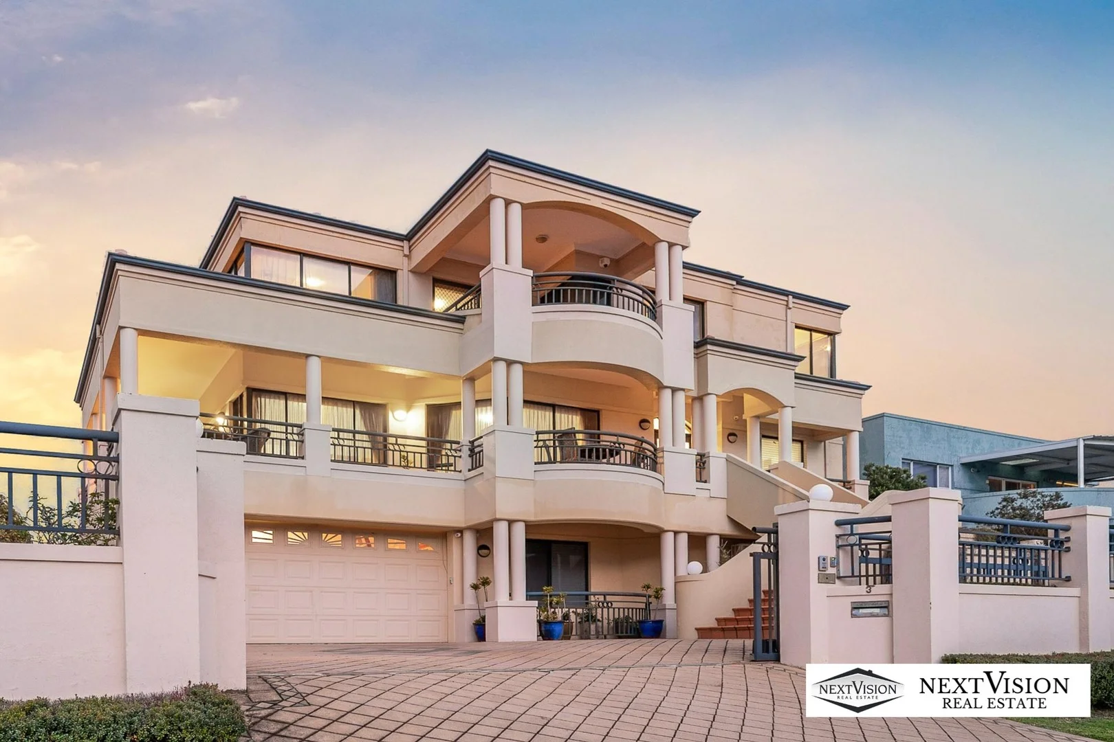 3 Richardson Road, Coogee WA 6166
