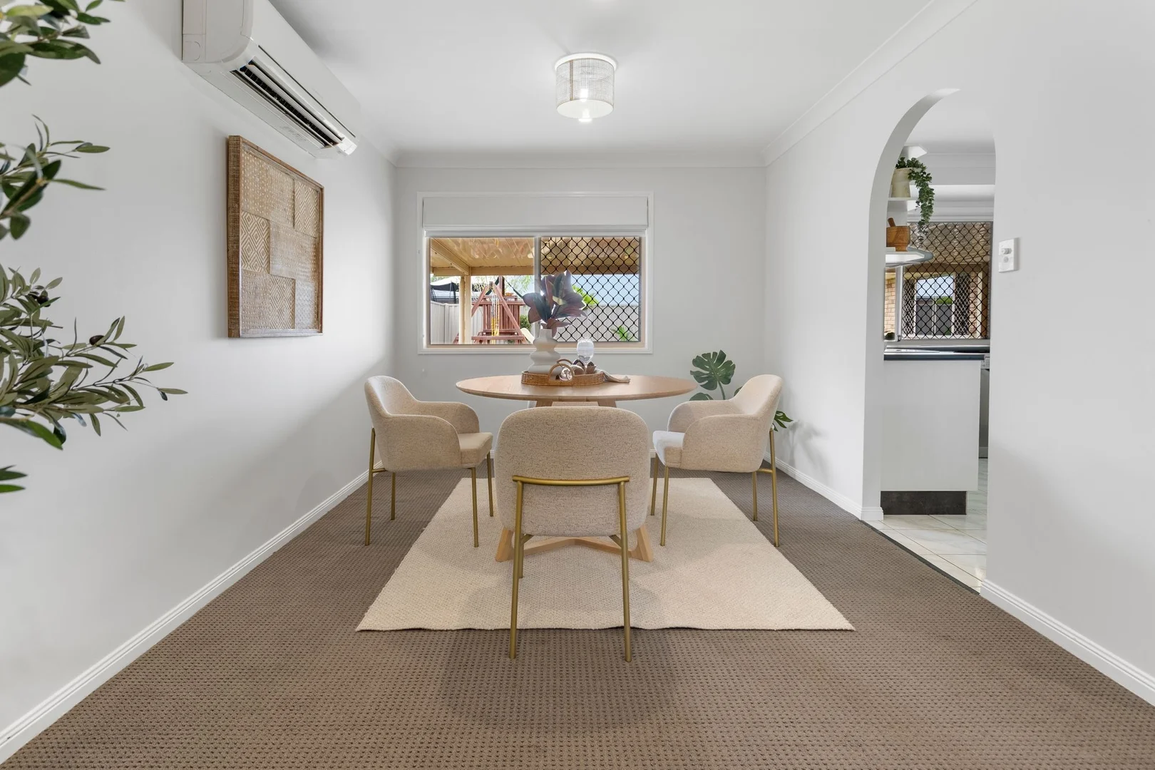 Additional image 4 of 72 Kilsay Crescent, Meadowbrook QLD 4131