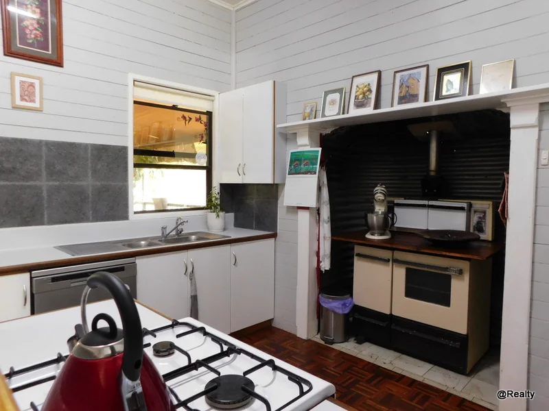 Additional image 8 of 92 Burnett Street, Nanango QLD 4615